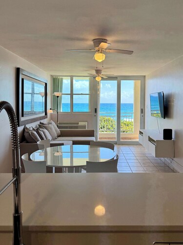 #30 Oceanfront Penthouse w/ Private Rooftop