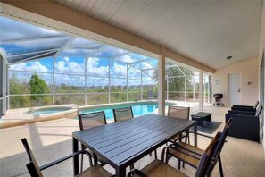 Dining - 5BR home w/ pool, hot tub near Disney (Davenport)