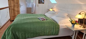 Room - Vrbo Property (Frankenau)