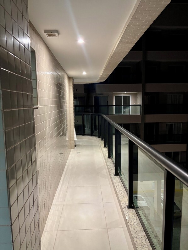 Interior - Fully equipped apartment in Arraial do Cabo, close to the beach, with pool, sauna, and billiards. (Arraial do Cabo)
