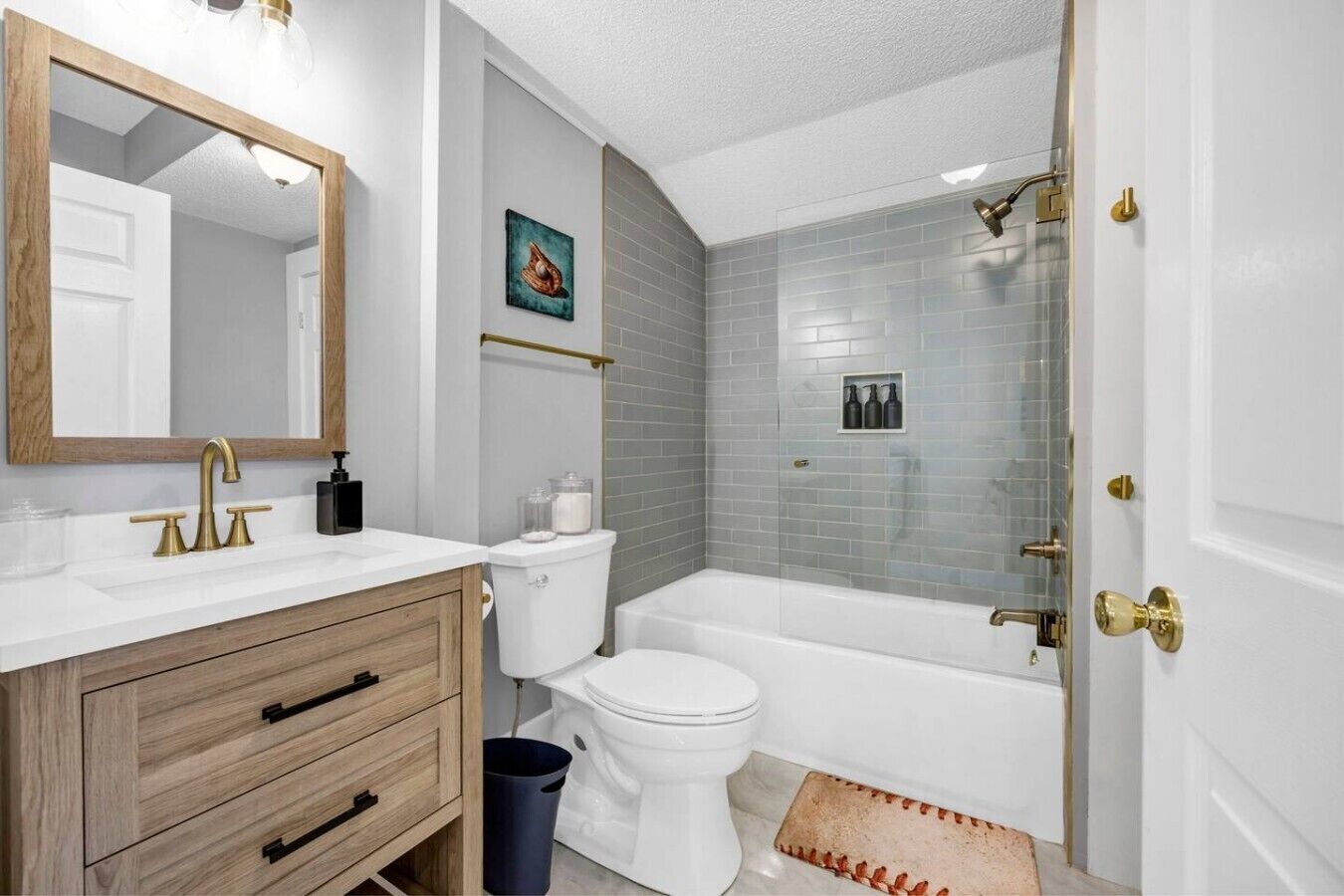 Hair dryer, towels