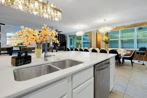 Interior - Majestic, 15BR 15BA,Sleeps40,Theater/Extra Parking (Kissimmee)