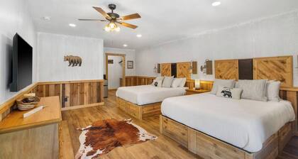 4 Bears Lodge #2 at Lake Taneycomo - Fish the best