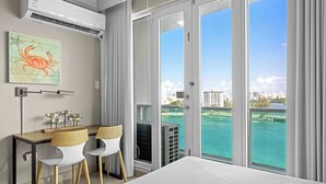 Studio Standar, pemandangan laguna | Wi-Fi gratis dan seprai linen