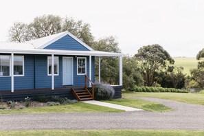 Exterior - Suma Park Estate (Marcus Hill)