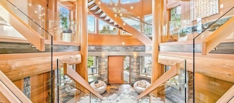 Panoramic Estate | Kadenwood | Ski In Ski Out