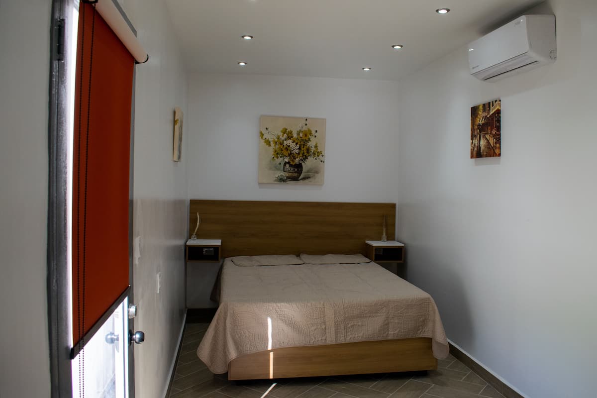 Chambre | Bureau, espace de travail pour ordinateur portable, Wi-Fi gratuit