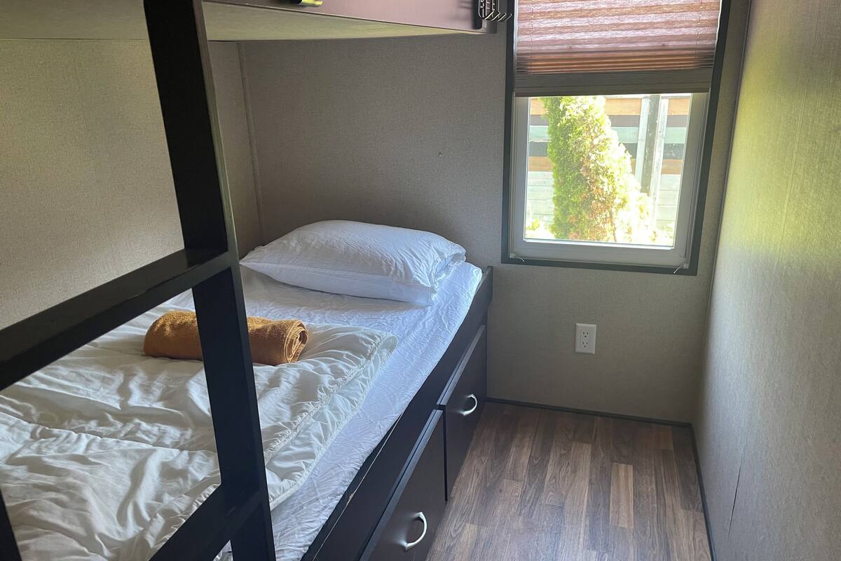 Economy Room, Shared Bathroom | Free WiFi
