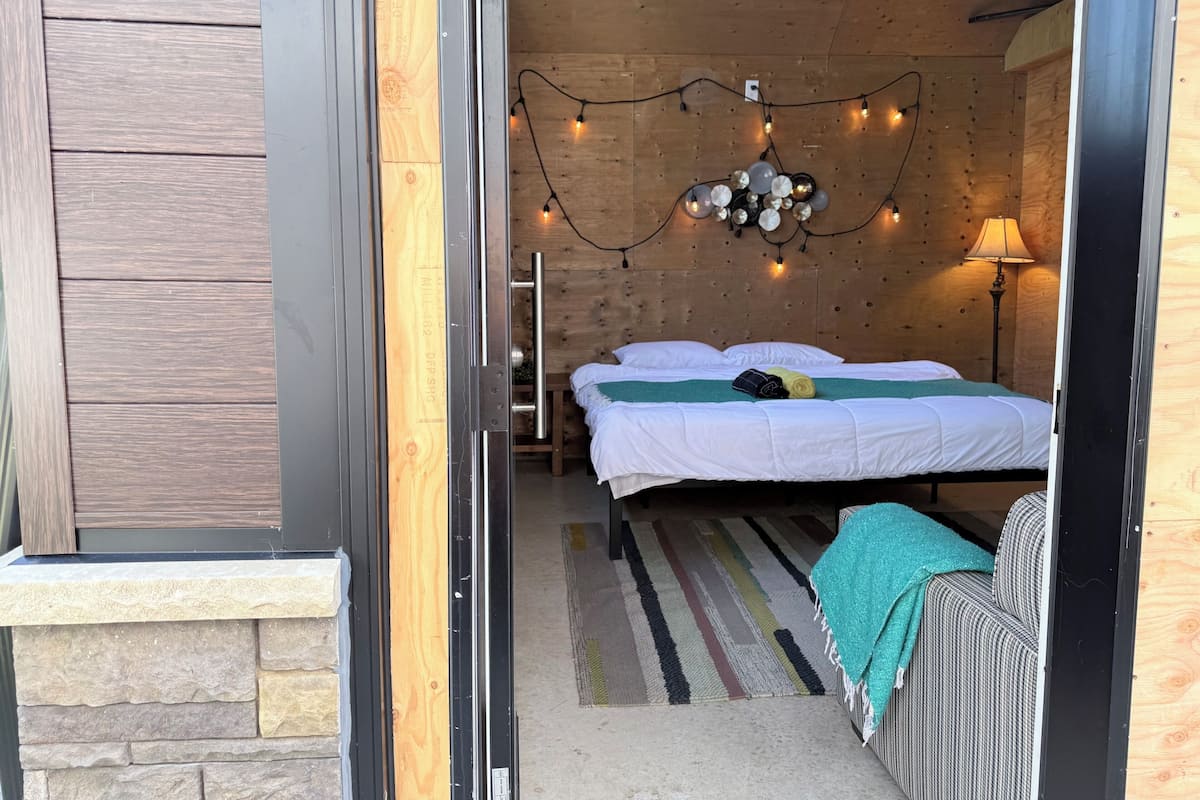 Romantic Cabin, Garden View | Free WiFi