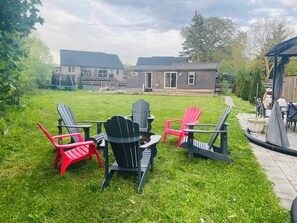 Terrace/patio - Garden Resort of Niagara Retreat Center  (Niagara Falls)
