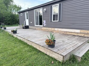 Classic Double Room, Garden View | Exterior - Garden Resort of Niagara Retreat Center (Niagara Falls)