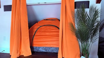 Tienda de campaña, balcón, mezzanine | Interior