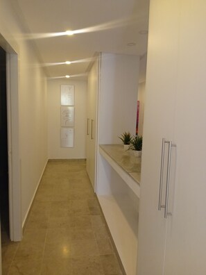 Interior - Sandra 31  (Gammarth)