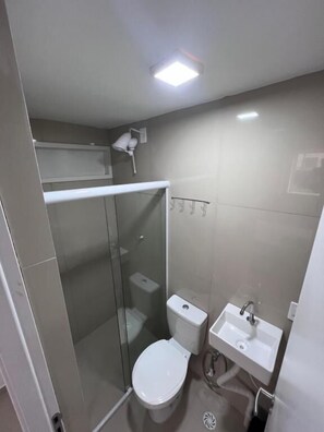 Bathroom - Pousada Pergentino  (Maceió)