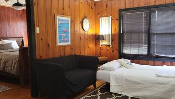 1 Schlafzimmer, Schreibtisch, Bügeleisen/Bügelbrett, kostenloses WLAN