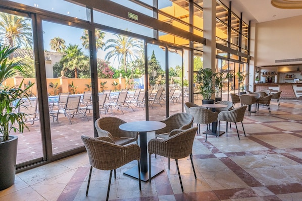 Dining - Agh Estepona (Estepona)