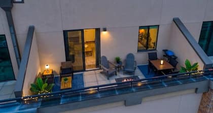 NEW Golden Cozy Condo-Patio w/ Firepit + Mtn Views