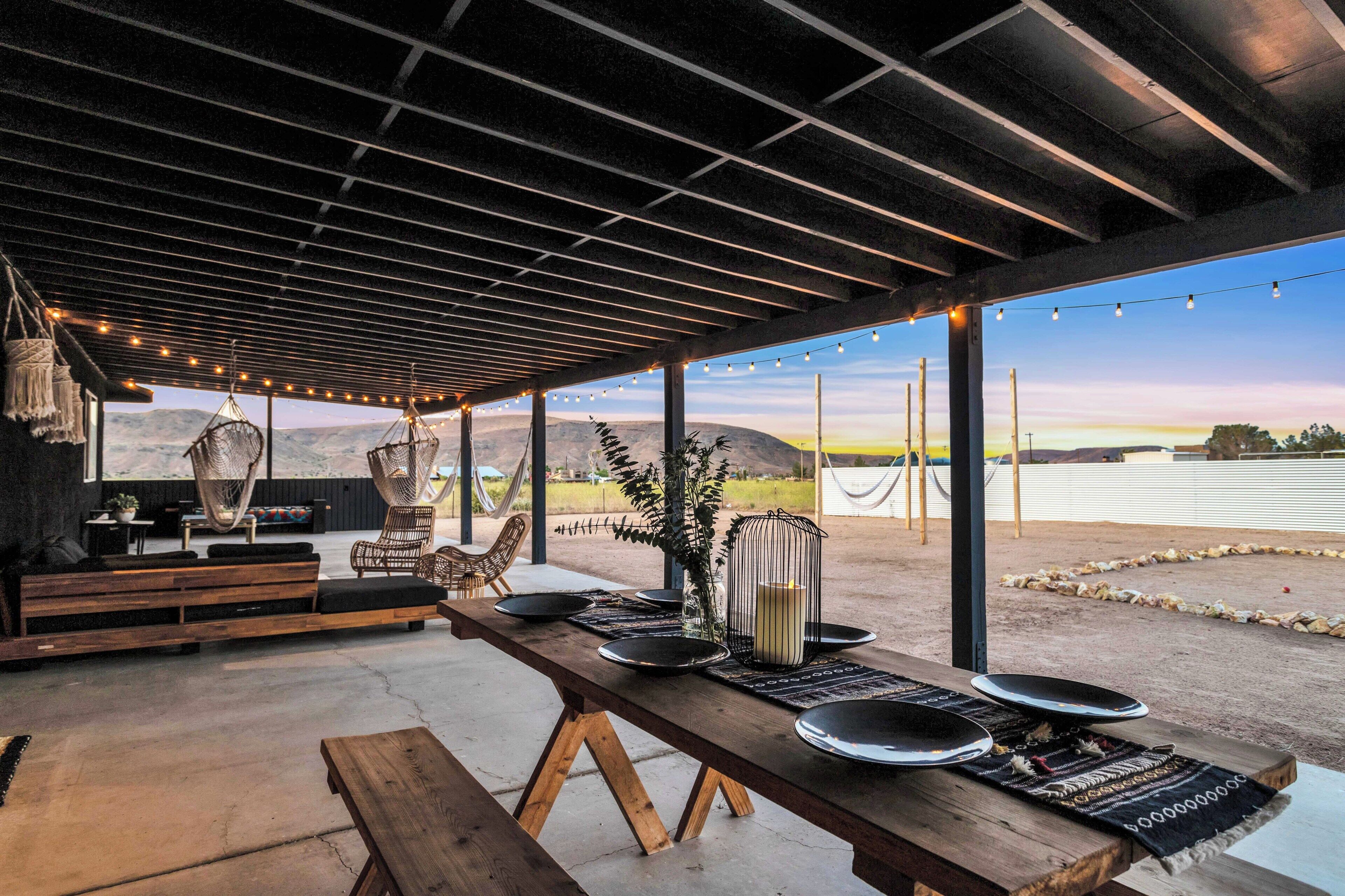 Outdoor dining