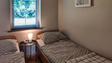 House | 2 bedrooms, individually furnished, bed sheets