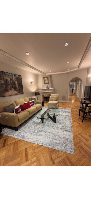 Living area - Perfect 5-bedroom 4 bath near GG Park house in lovely San Francisco neighborhood (San Francisco)