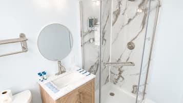 Deluxe Room, 2 Double Beds | Bathroom | Hair dryer, towels