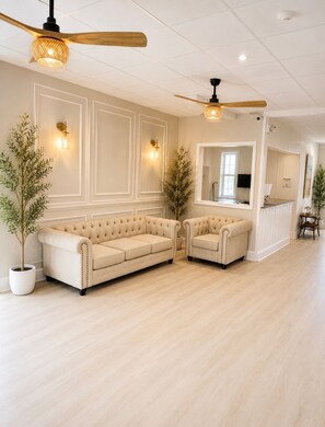 Reception - The Linda Grande Hotel (Ocean City)