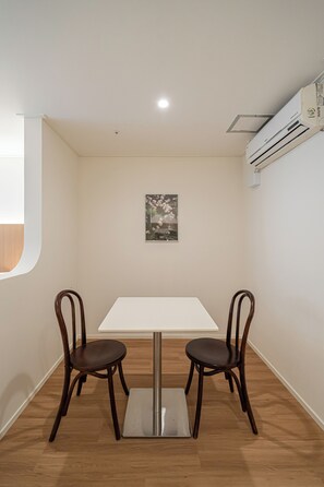 Dining - Hotel Whooahan Suyu (Seoul)