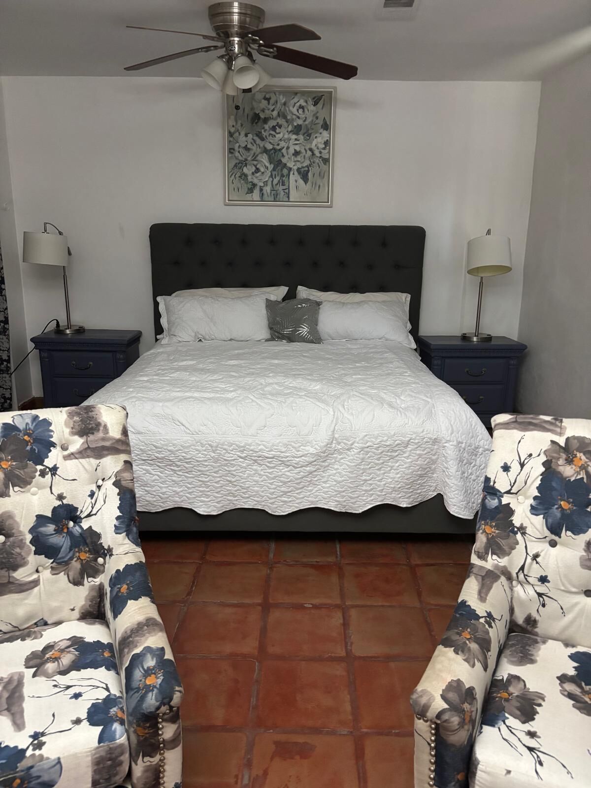 Classic Room | WiFi (free), bed sheets