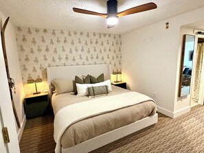 Room - New Renovation. Comfort, Convenience, and Alpine Adventure in a Cozy Getaway (Crested Butte)
