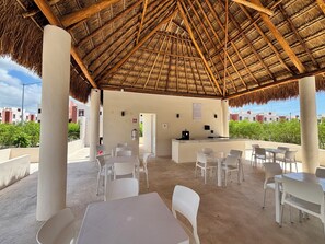 Outdoor dining - Vrbo Property (Playa del Carmen)