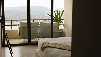 In-room safe, iron/ironing board, free WiFi