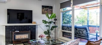 StayAU Cozy 3BR Getaway Near Westfield Knox