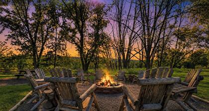 Finger Lakes 10 Acre Retreat - Game Barn, Firepit & Privacy