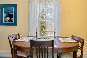 Dining - Trade Tourist Traps for the Island’s Original Soul (Mount Desert)