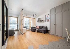 TV - Rondo Daszyńskiego Charming Apartment (Warszawa)