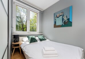 Iron/ironing board, WiFi, bed sheets - Grzegórzki Harmony Apartment (Kraków)