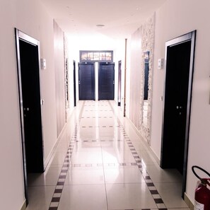 Unclassified image, 4 of 36, button - Novak Hotel (Zvornik)