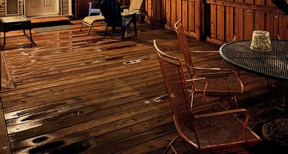 The Cottage at Davis: very close to Turner Falls, Cross Bar Ranch, Lil Niagara!