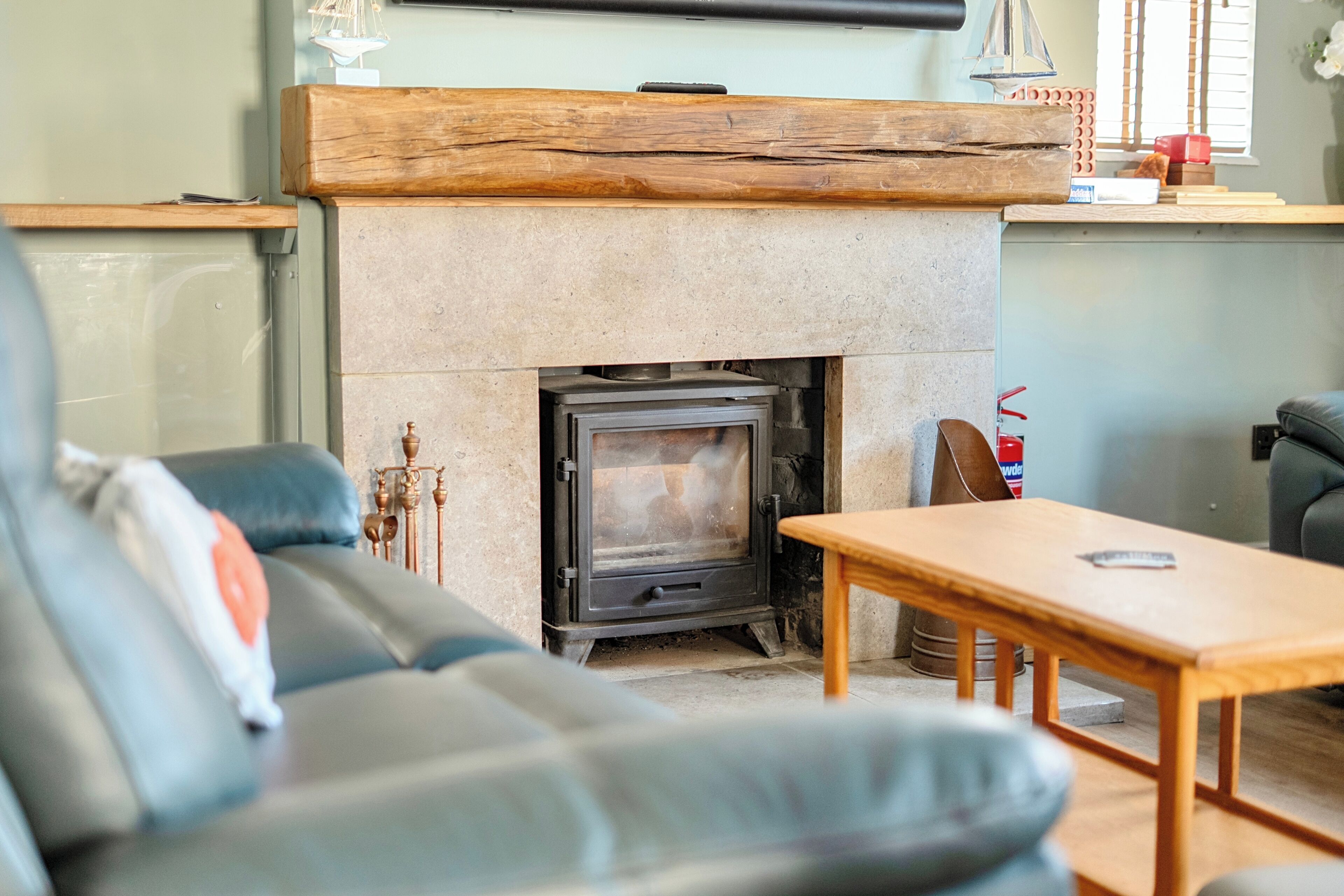 TV, fireplace, stereo
