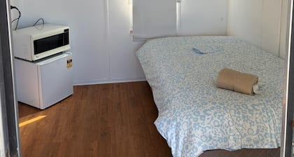 Private Rooms at Yuleba Roadhouse – Fully Furnished with AC & Kitchen Essentials