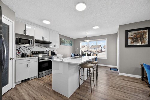 Luxury Urban Oasis in Prime Location