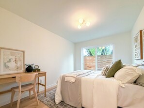 Room - Spacious 4-bedroom townhome in beautiful Seattle (Seattle)