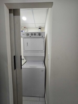 Interior - Cozy 1-bedroom apartment in charming Tegucigalpa with AC (Tegucigalpa)