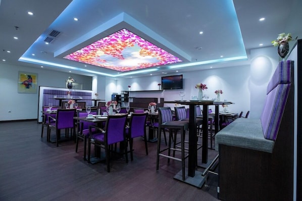 Dining - Cataleya Hotel (Almere)