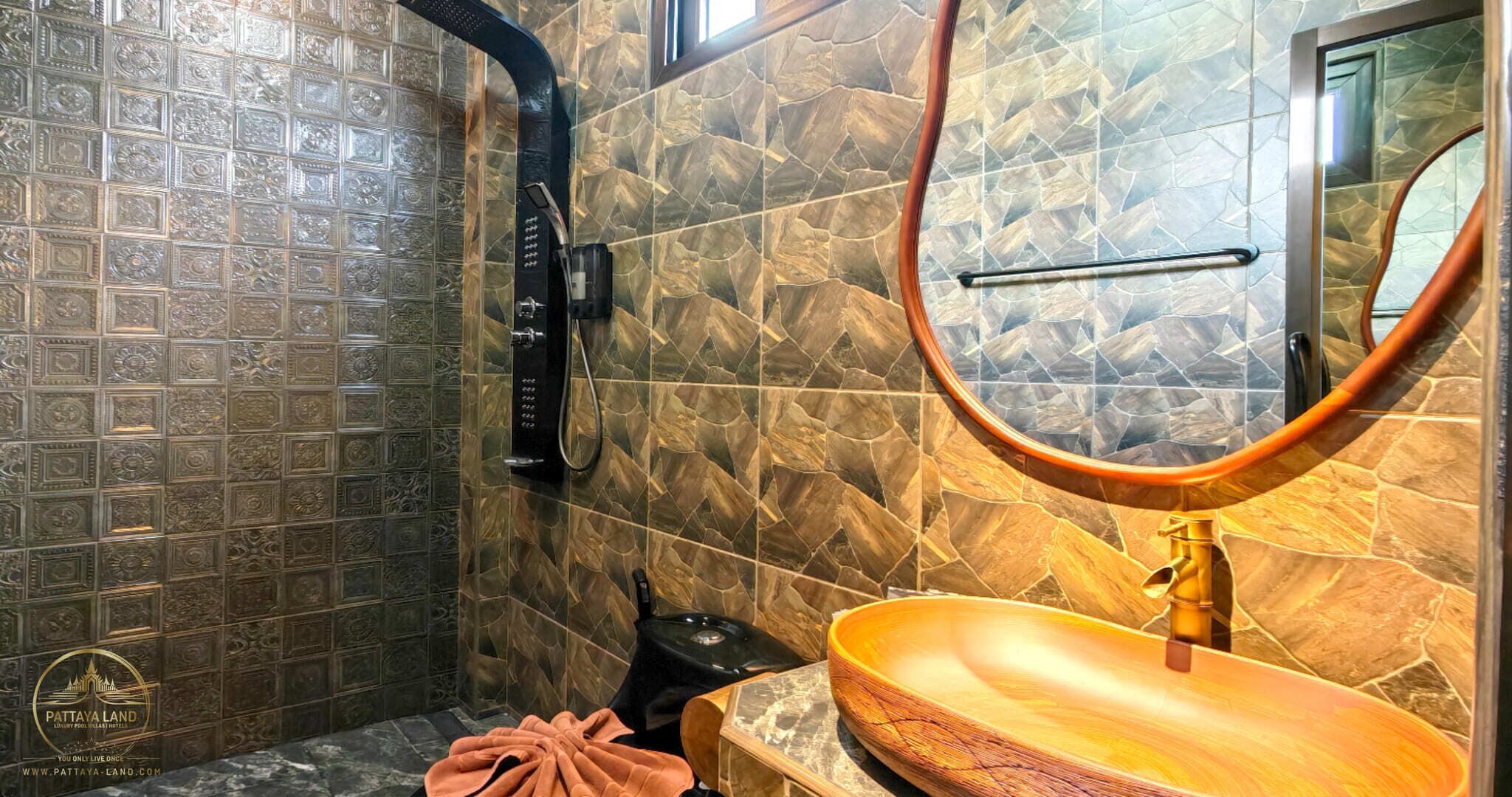 Biệt thự Cao cấp, hồ bơi riêng | Phòng tắm | Vòi sen phun mưa, đồ dùng nhà tắm được thiết kế riêng, máy sấy tóc 