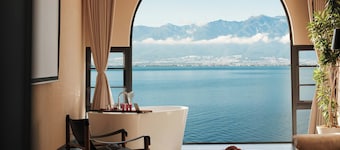 Dali Qianhe Juxi beach holiday Hotel