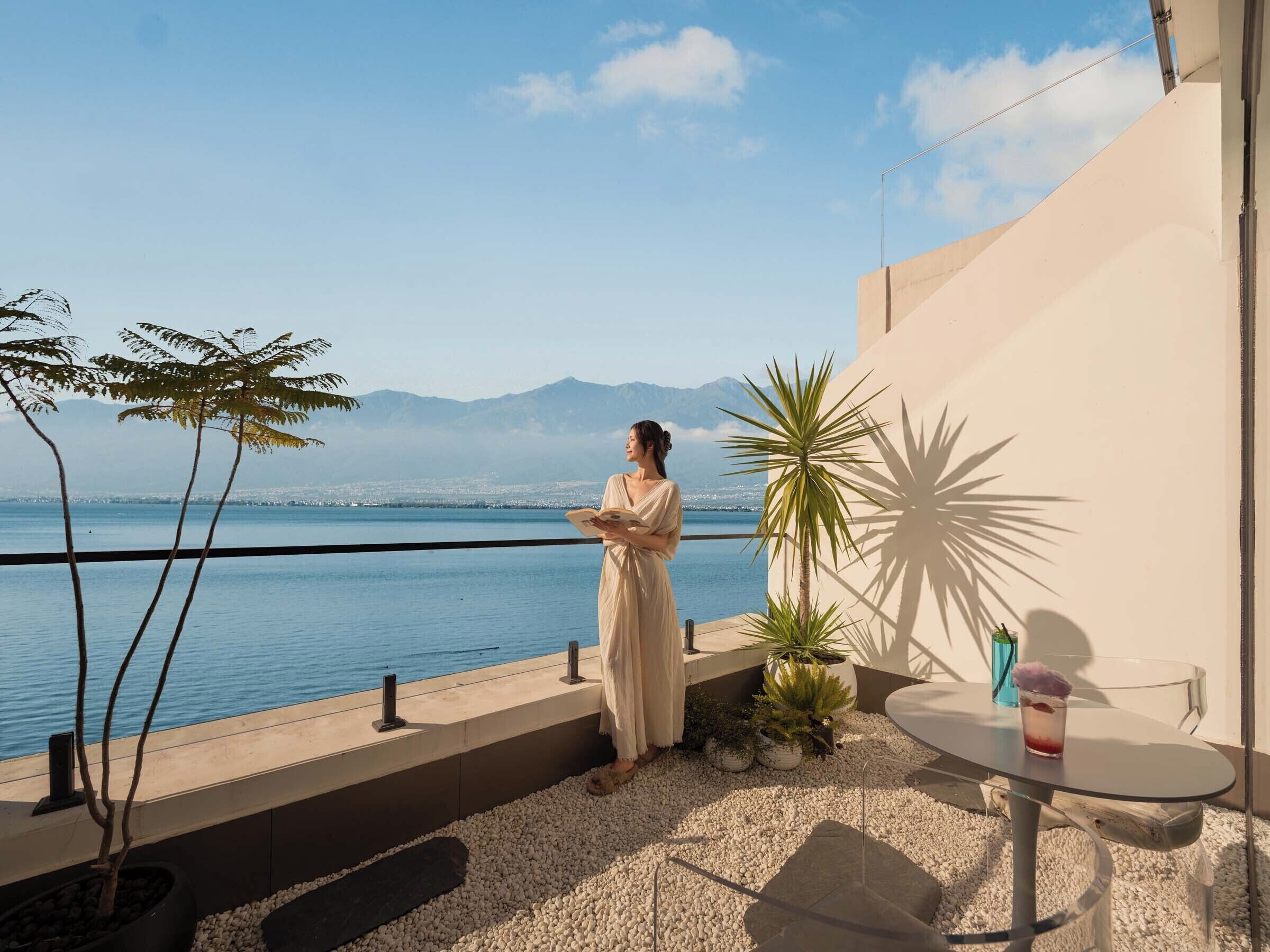 Quarto casal clássico | Terraço/pátio