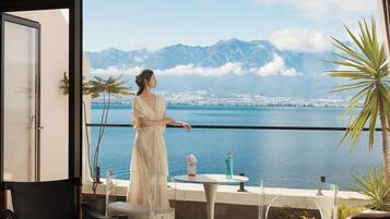 Classic Double Room | Premium bedding, minibar, individually decorated, individually furnished