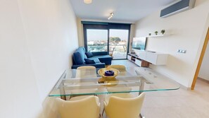 Living area - Trébol apartment with air conditioning and pool (Roses)