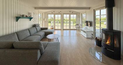 Awesome home in Rødby with WiFi